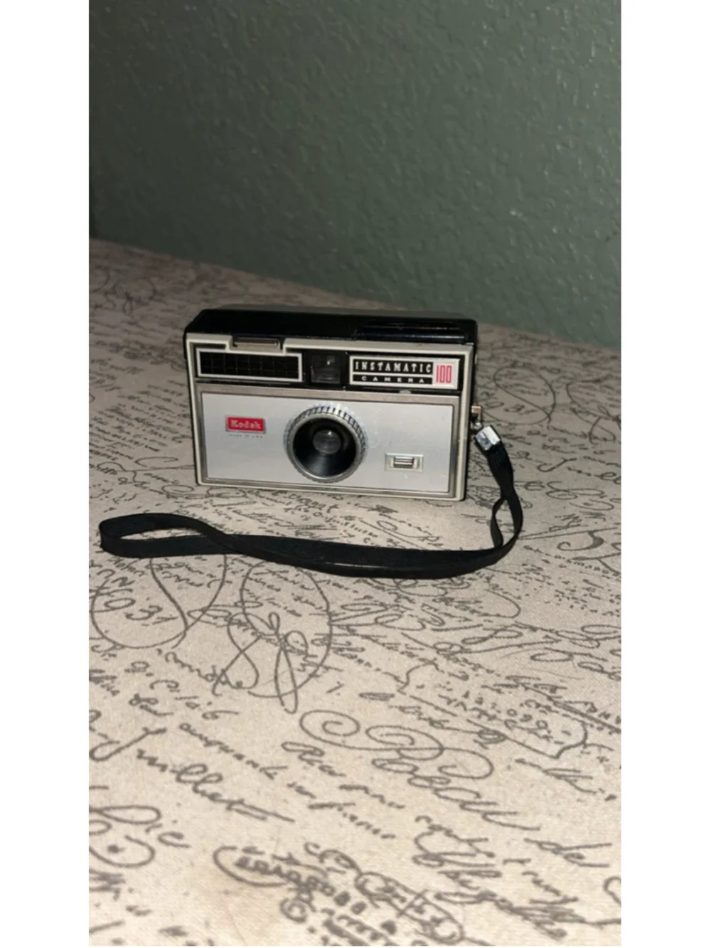 Vintage Kodak Instamatic 104 Film Camera 1960’s Cool Vintage